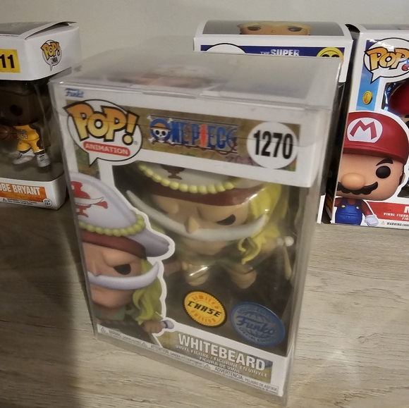 FUNKO POP! WHITEBEARD CHASE EDITION!!!!(read the description) - Picture 7 of 7